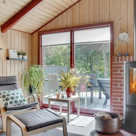 With Fireplace Vi בלבאנד